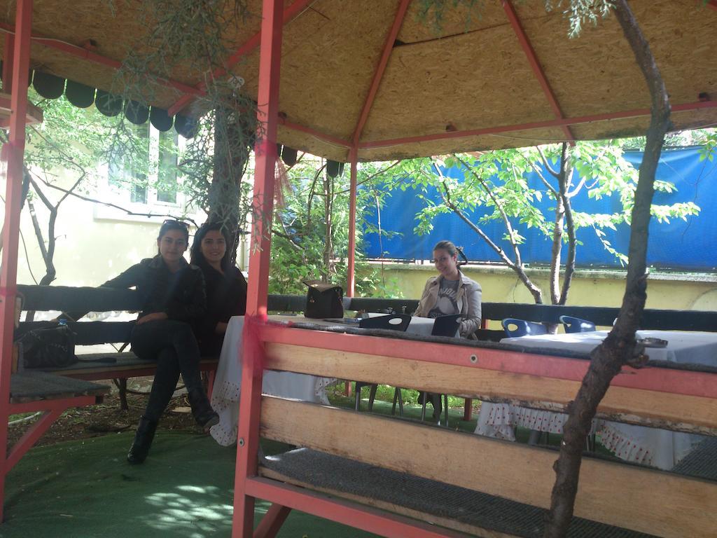 Palace Hostel Ankara Zewnętrze zdjęcie